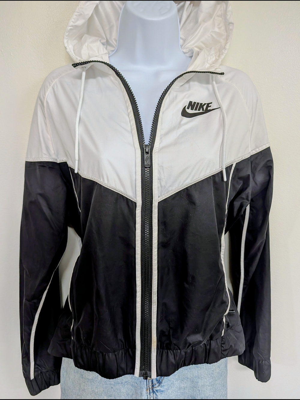 Nike Black and White Colorblock Hooded Windbreaker